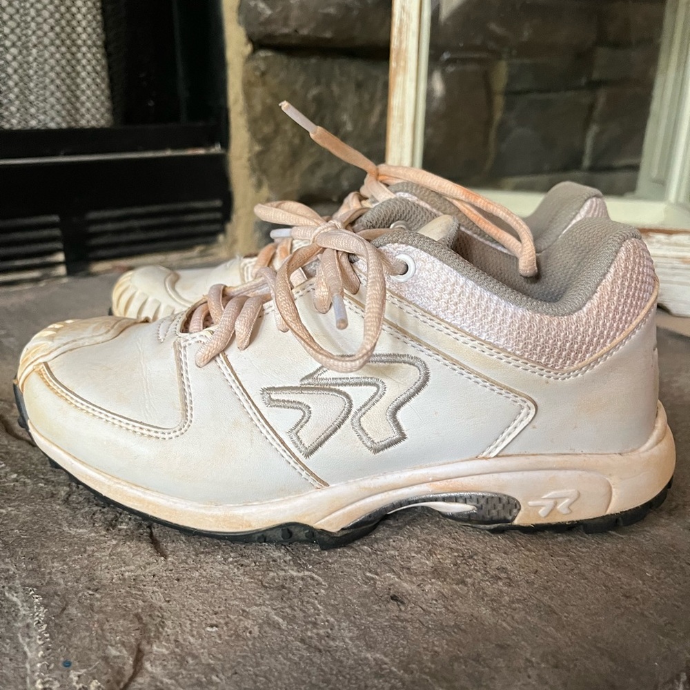 Ringor pitching Toe turfs